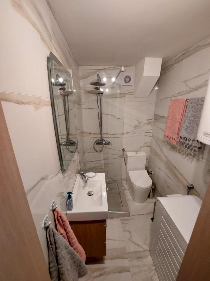 Matej Lux Apartman Szkopje