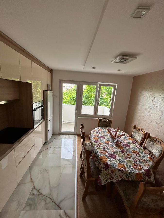 Matej Lux Apartman *