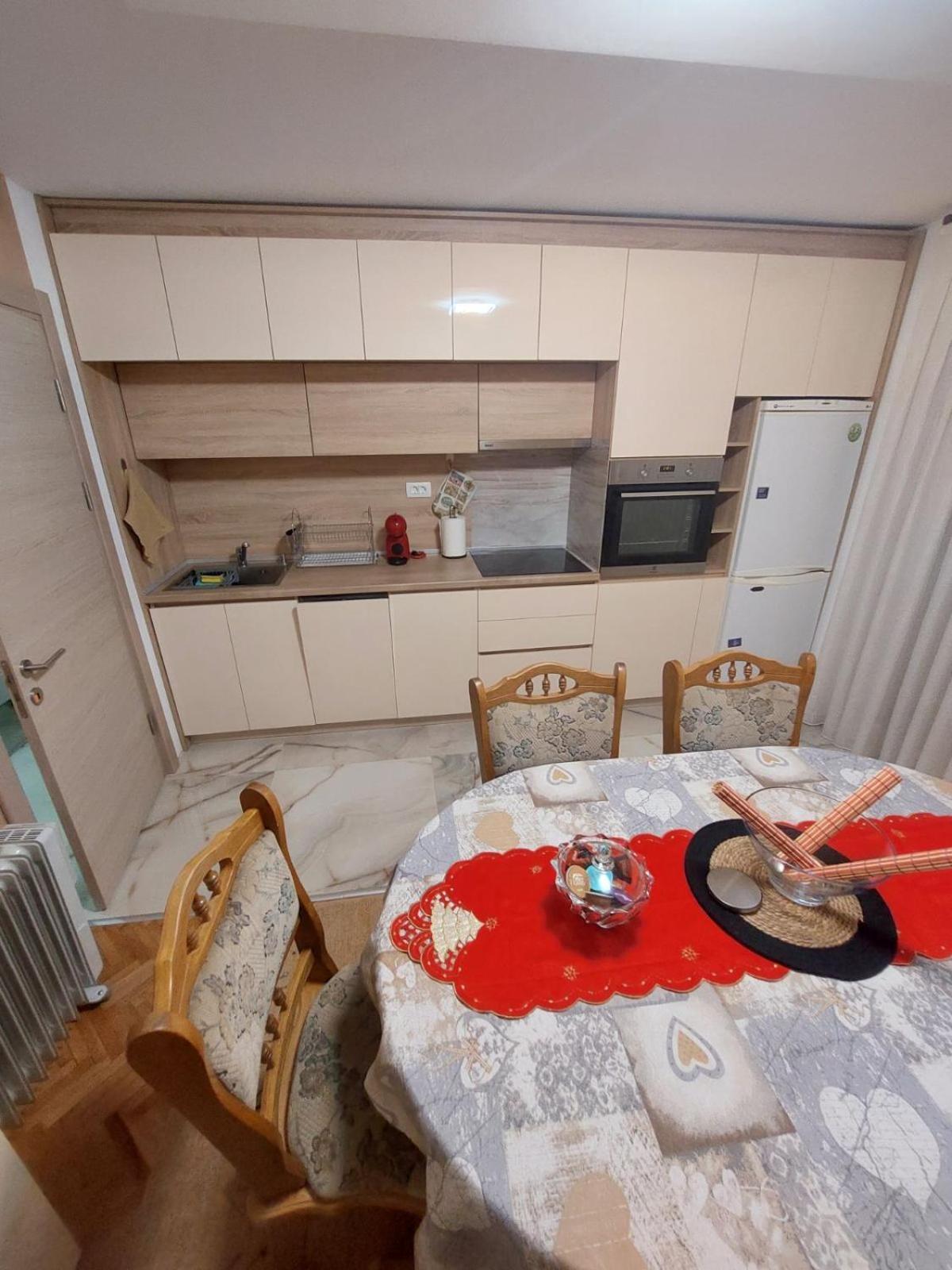 Apartman Matej Lux Szkopje